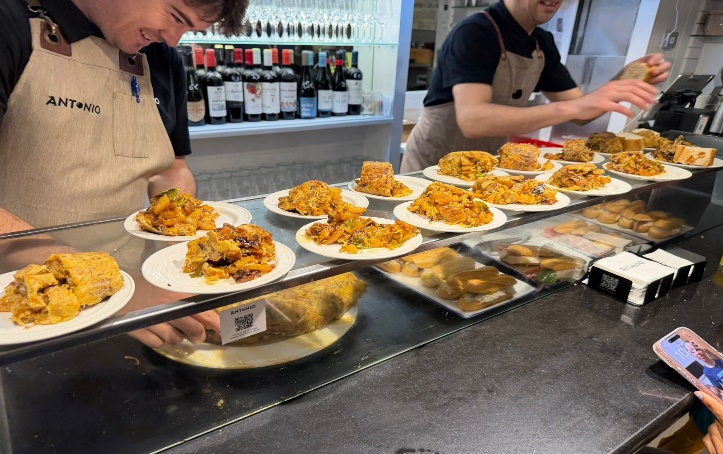 Photograph from Chris Snyders’ European travels — 3 May 2026: Day 4: St Jean de Luz – San Sebastian